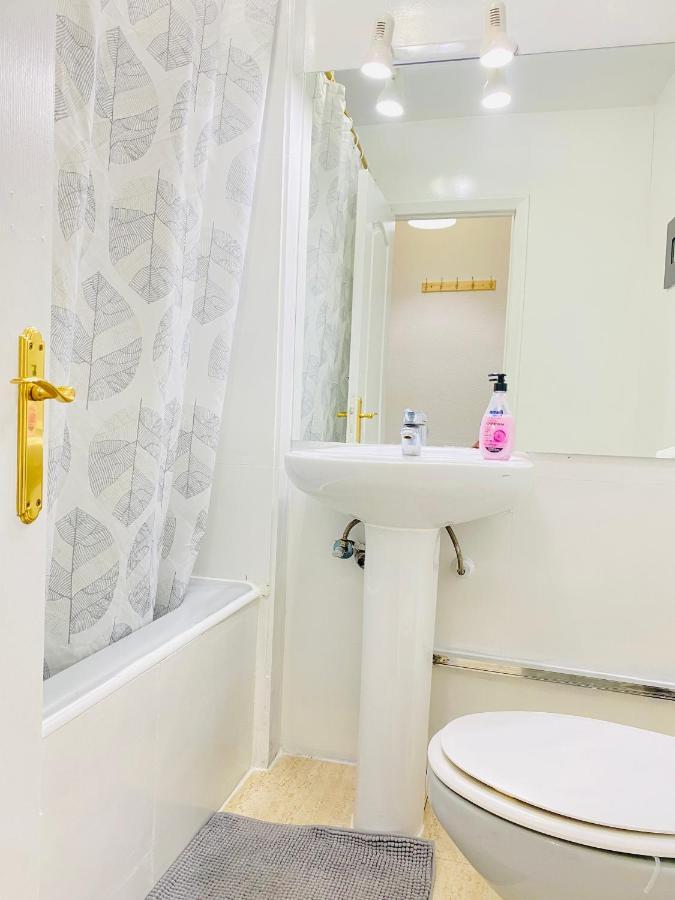 Estudio Doble Con Balcon En Madrid Centro Экстерьер фото